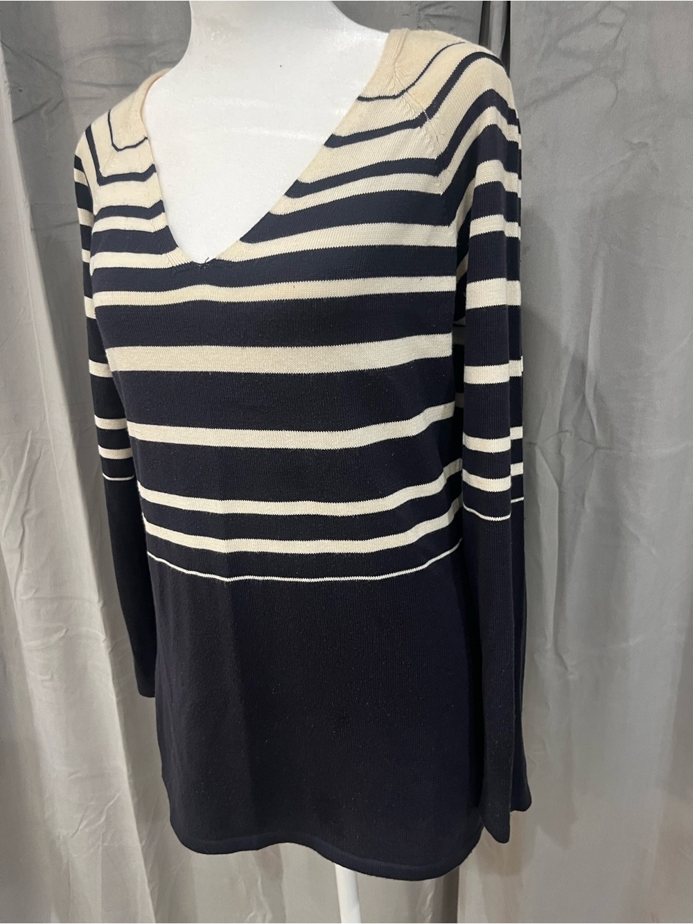 Hillard & Hanson Navy & Cream Striped V-Neck Knit Sweater - Picture 2 of 9